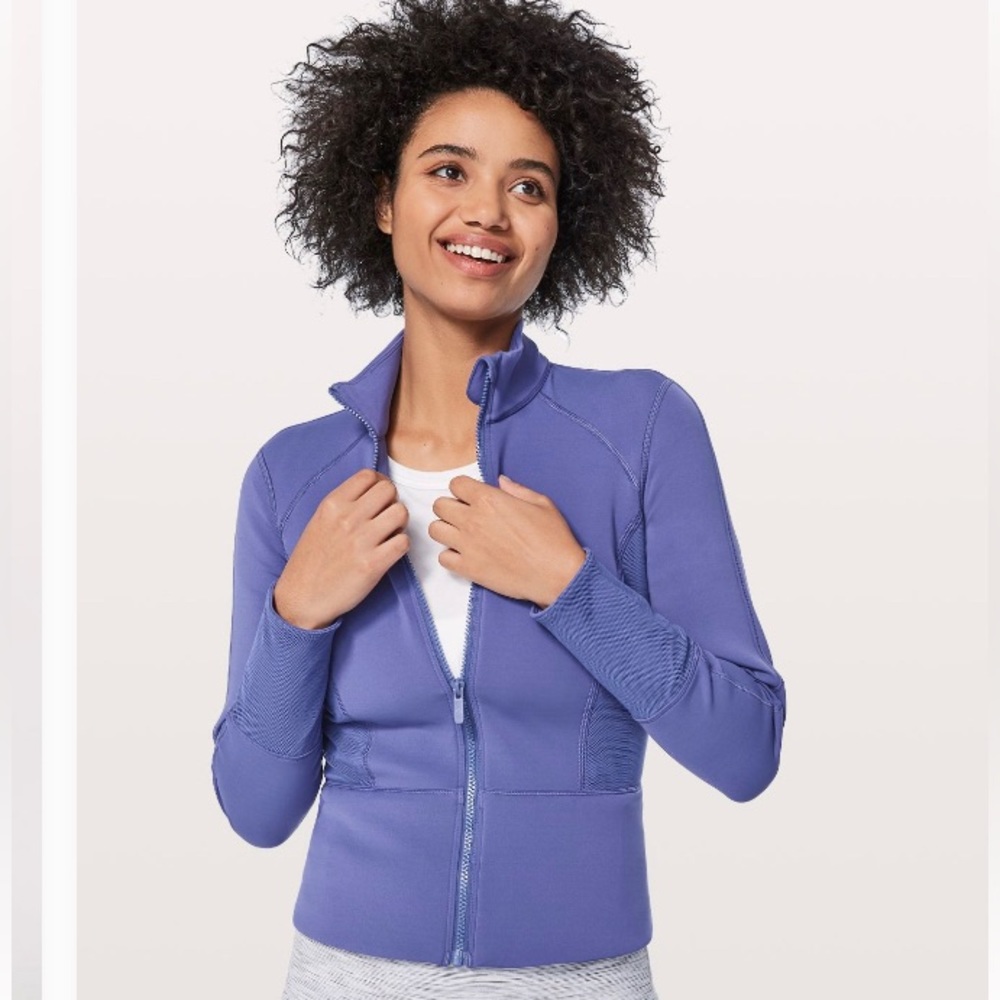 Lululemon Front & Centre Jacket in beautiful lilac. Size 10 Barely worn